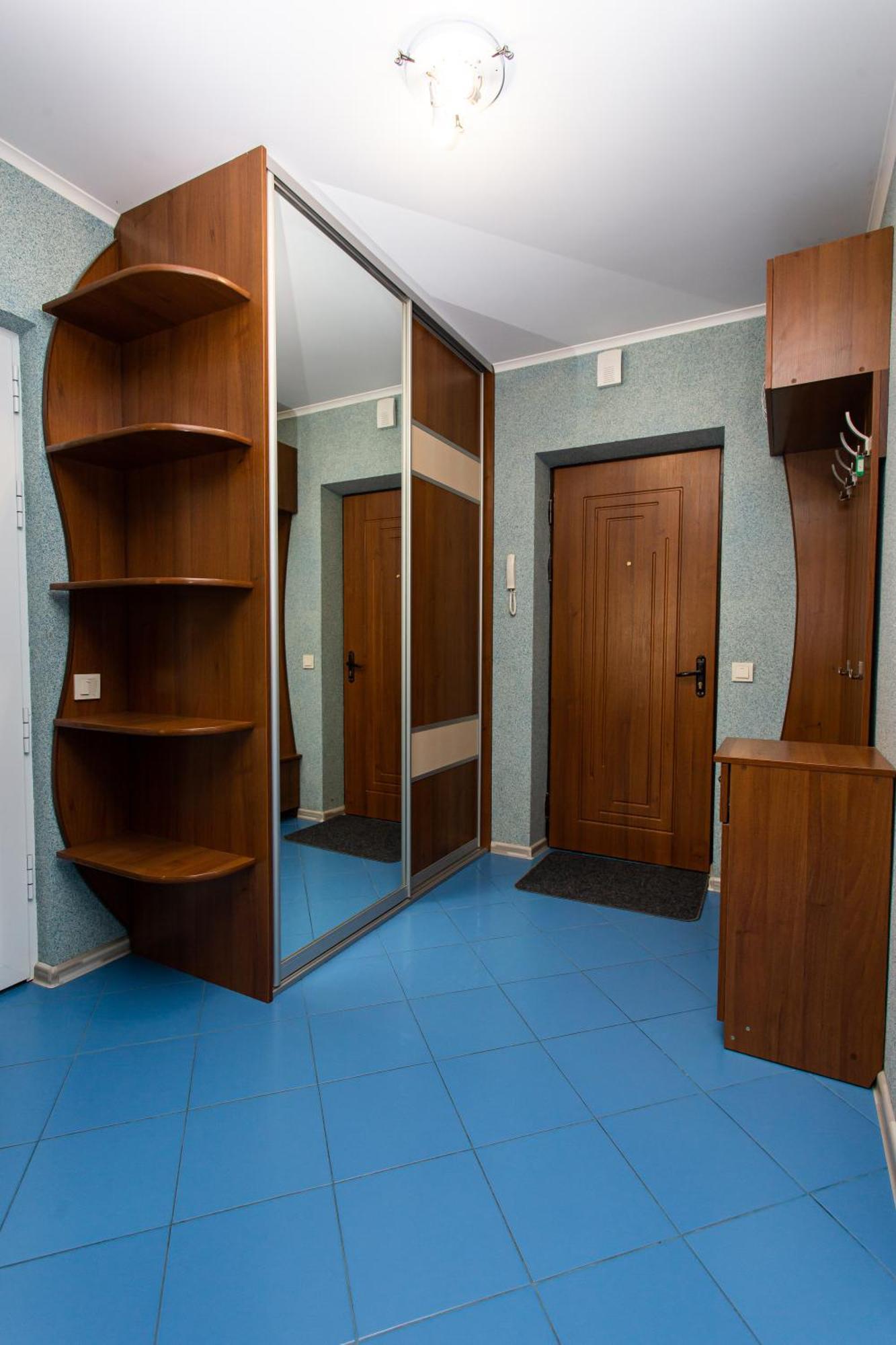 Центр. Вул. Родини Барвінських Ternópil Exterior foto